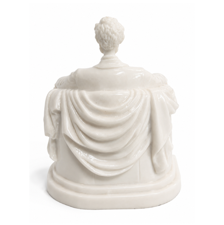Medium White Lincoln Statue